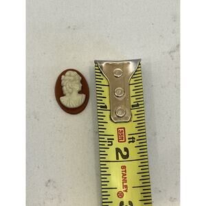 Vintage Cameo Style Female Head No Jewelry Included. Perfect Piece To Display!